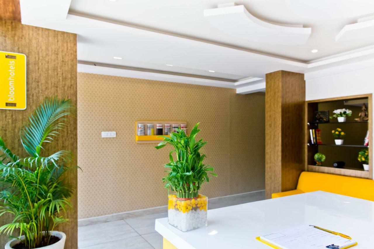 Hotel X By Bloom L Indiranagar Bangalore Exterior foto