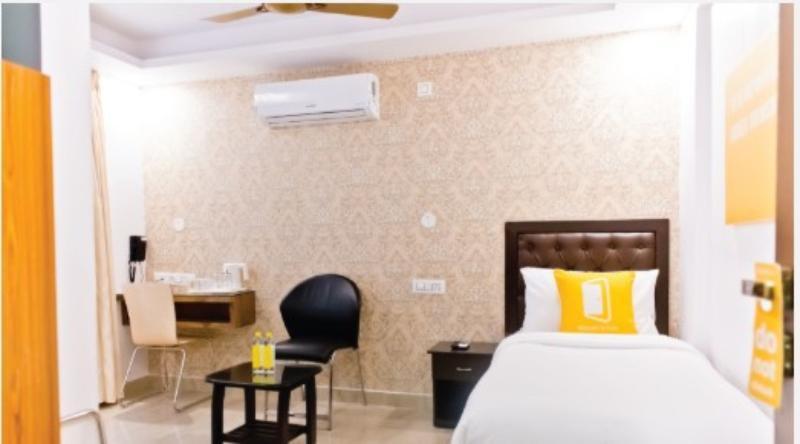 Hotel X By Bloom L Indiranagar Bangalore Exterior foto