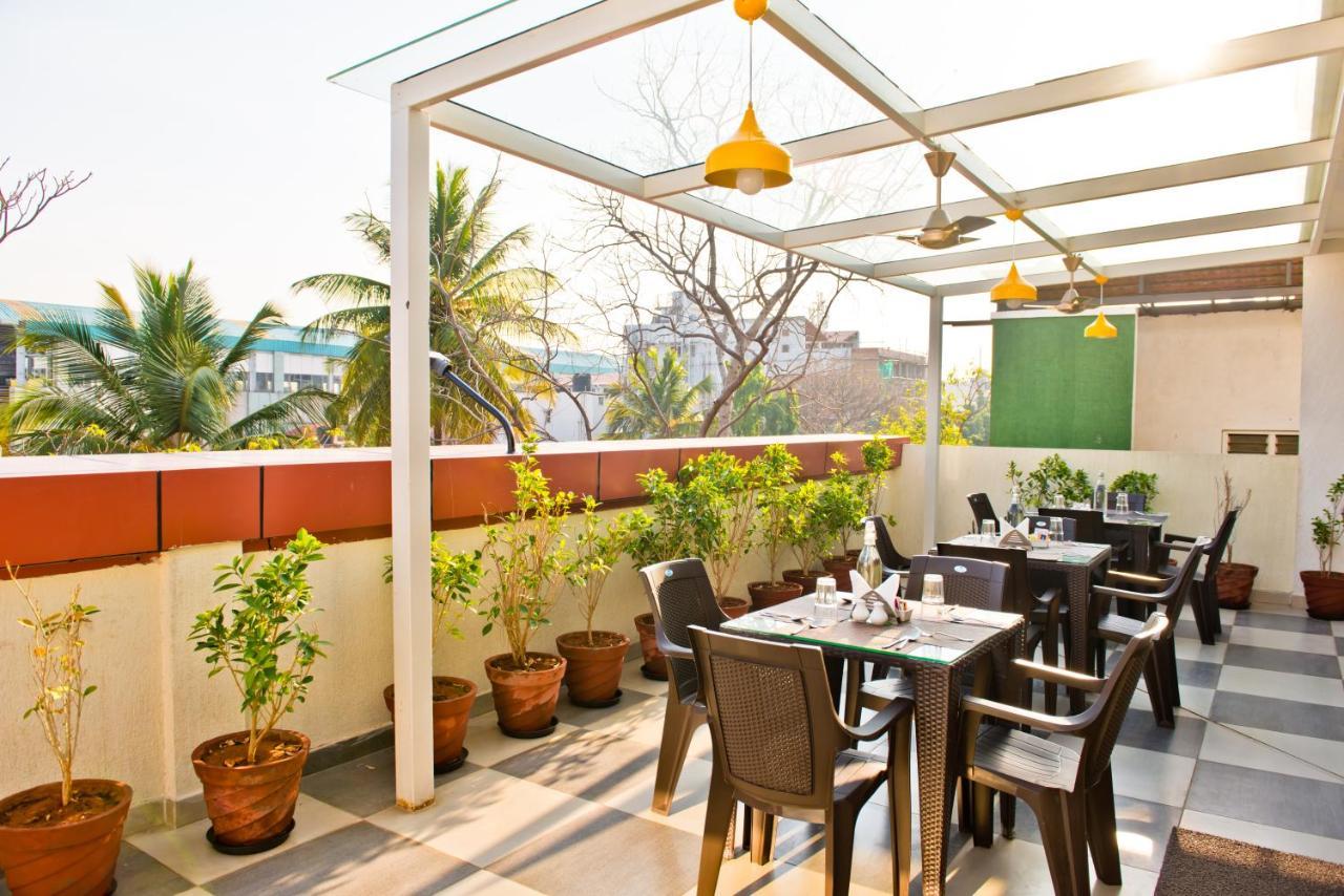Hotel X By Bloom L Indiranagar Bangalore Exterior foto